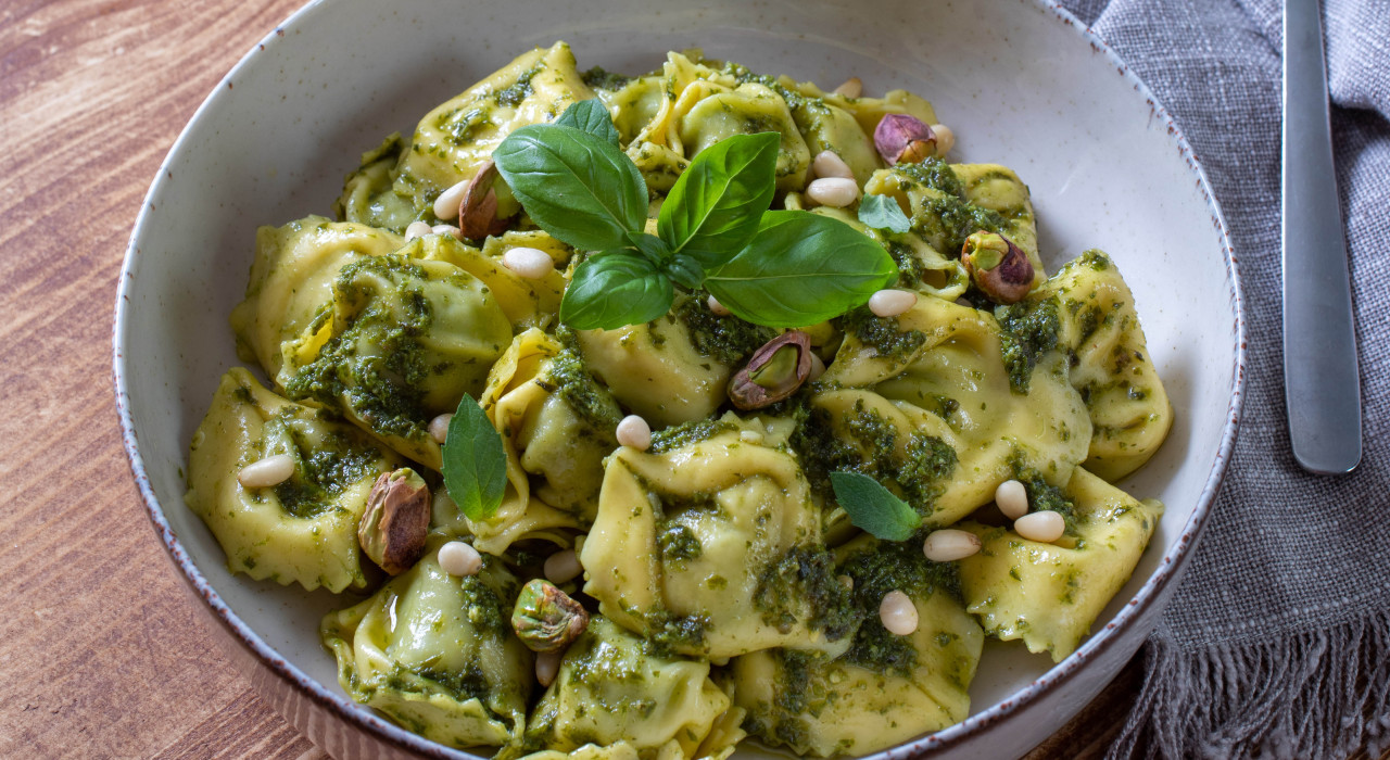 Tortellini mit Felix Pesto crema alla Genovese