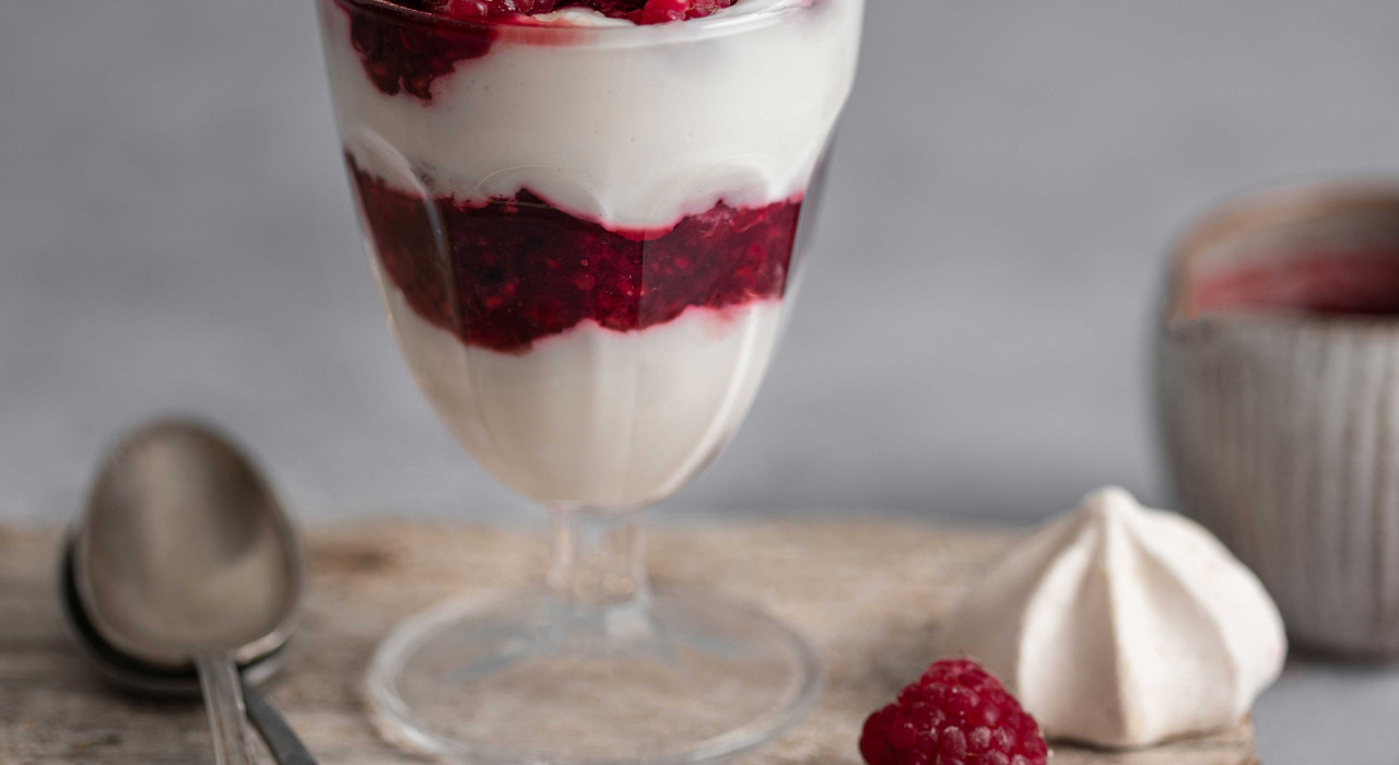 Schneller Himbeer-Baiser-Dessert