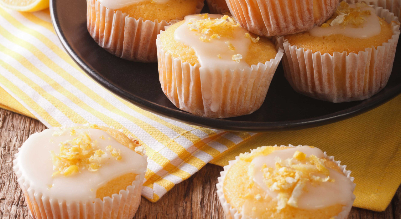Muffins mit Zitronenglasur