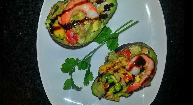 Gefüllte Avocado