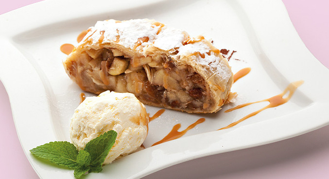 Altwiener Apfelstrudel