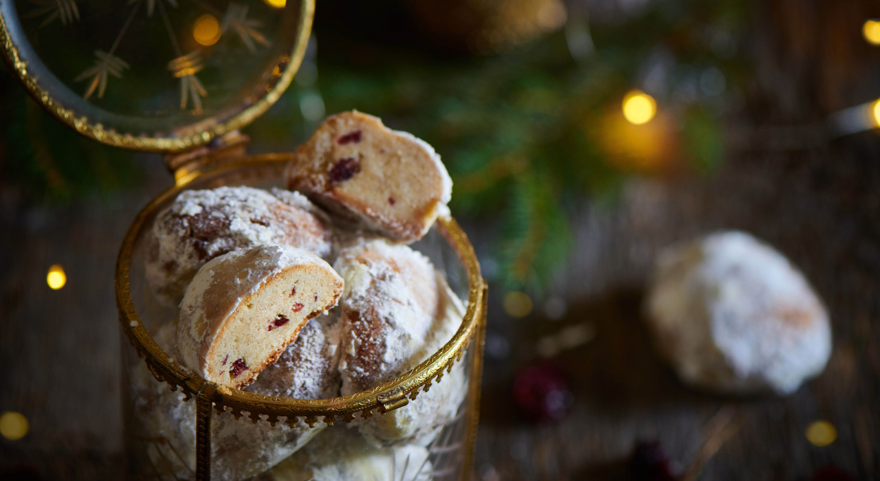 Mini-Stollen mit Cranberries und Marzipan