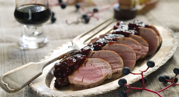 Schweinefilet mit Zwetschken Wacholder Sauce