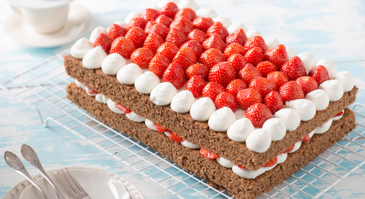 Erdbeer-Schichttorte