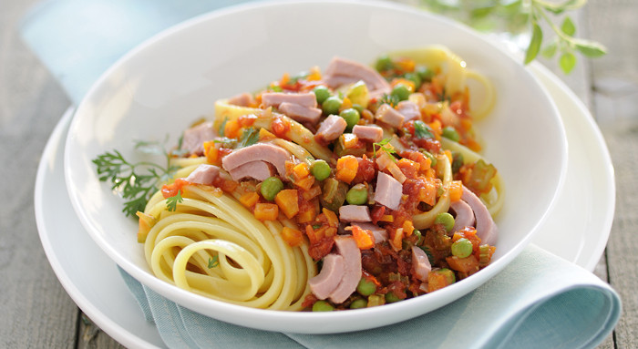 Linguine an Thunfisch-Ragout