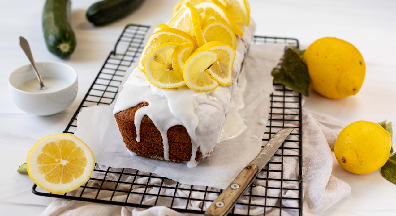 Zucchini-Zitronen-Kuchen - www.nahundfrisch.at