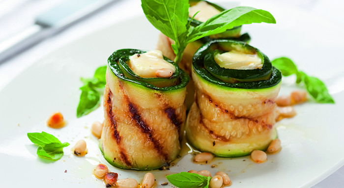 Zucchini-Feta-Röllchen - www.nahundfrisch.at