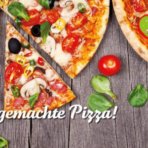 ofenfrische Pizzas