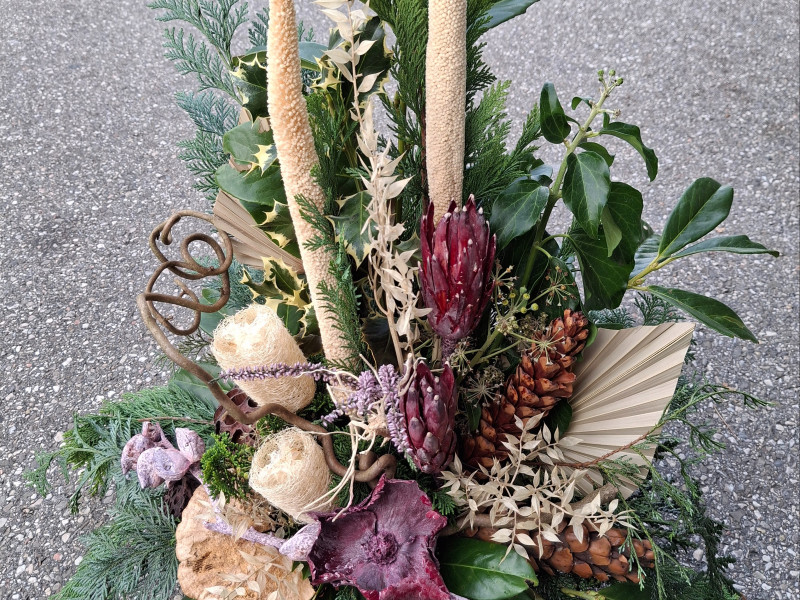 Abbildung: Allerheiligen Gestecke