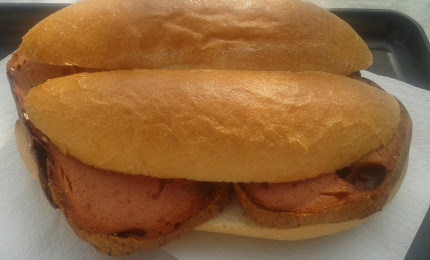 Abbildung: Heißer Leberkäse